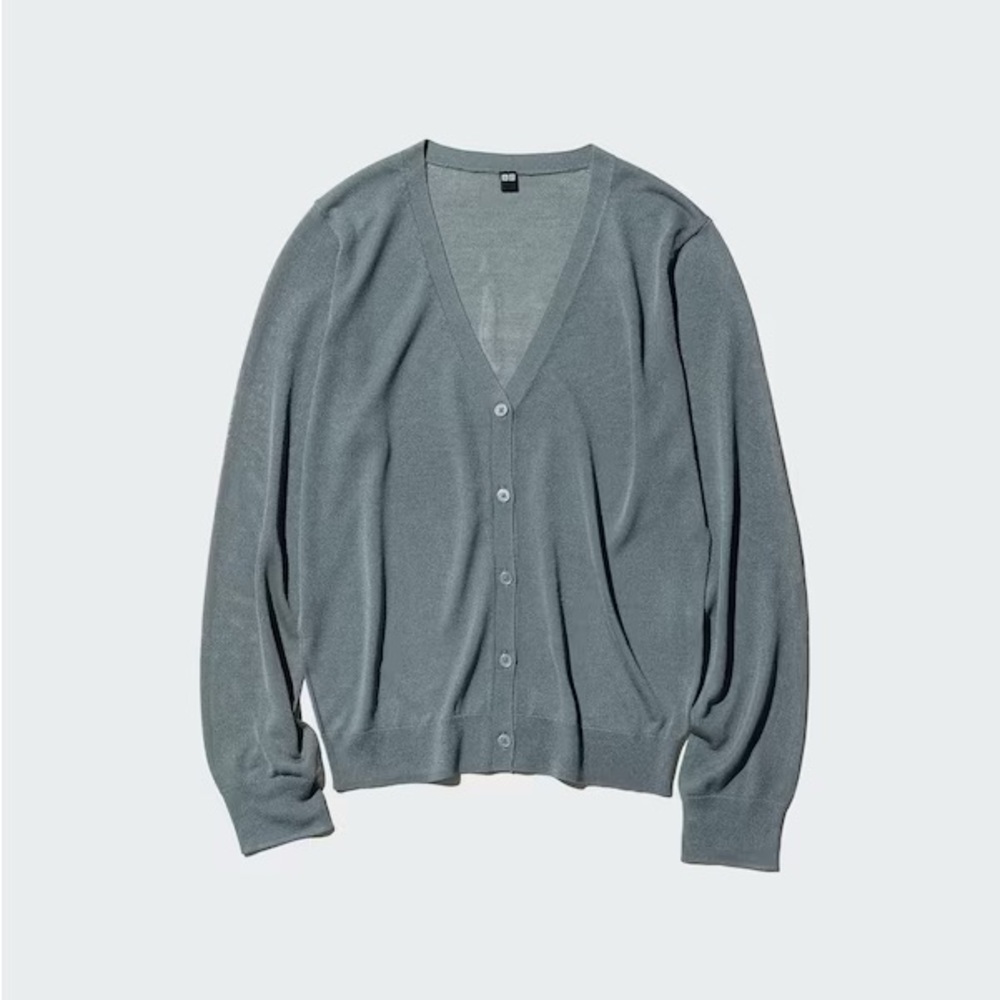 UNIQLO Light Long Sleeve V Neck Cardigan